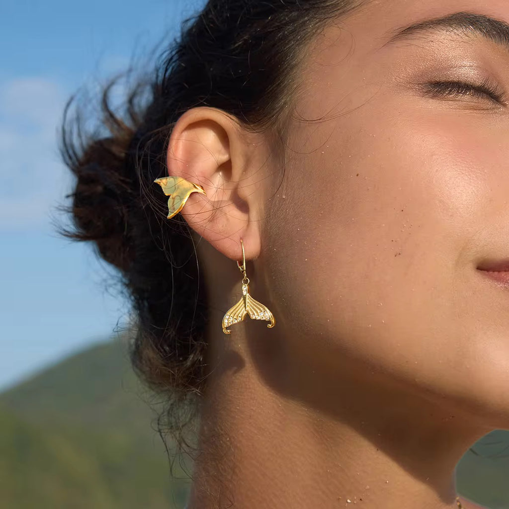 Fish Tail Whale Necklace