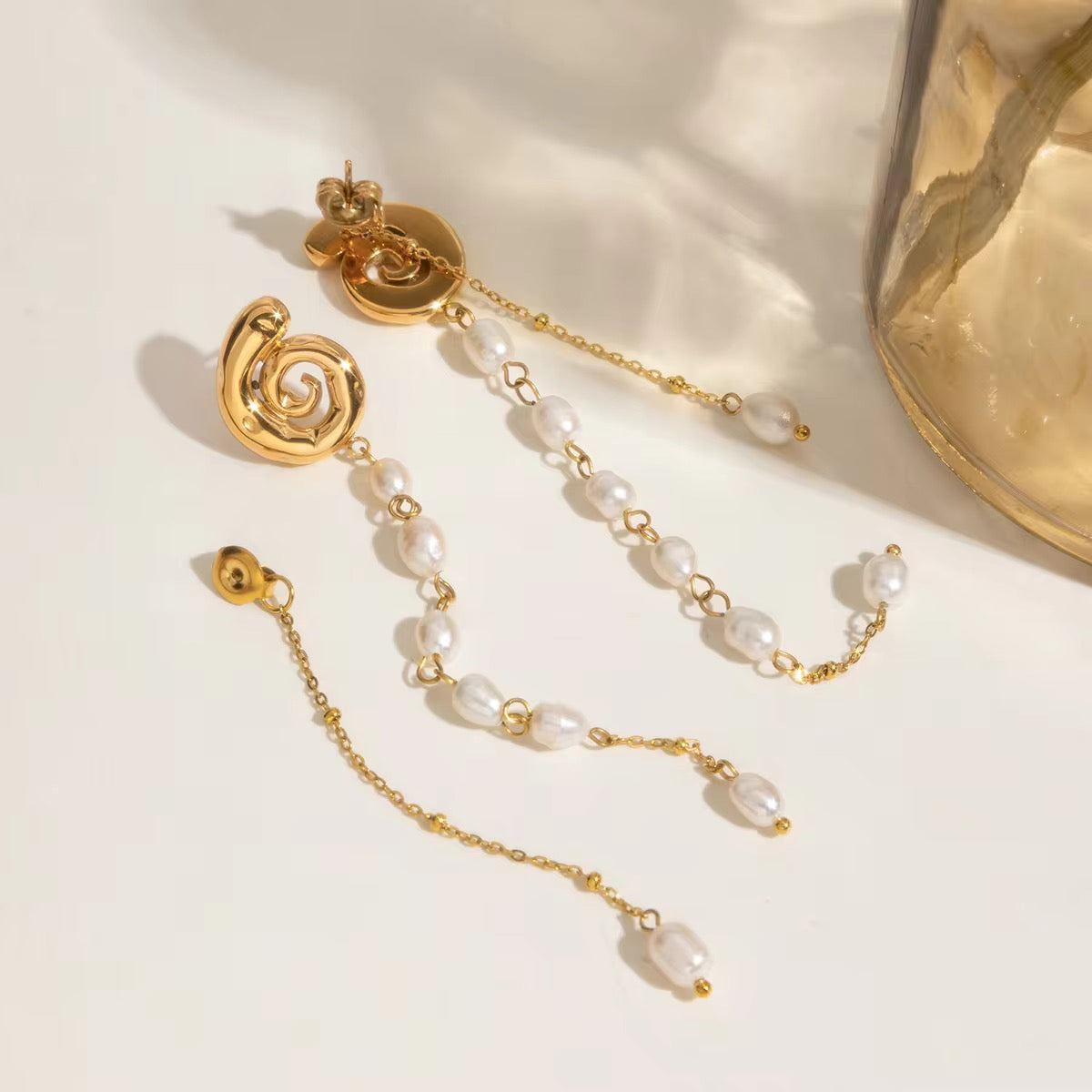 Baroque Pearl Dangler